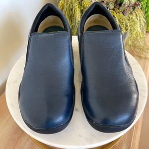 KURU Kiva Navy Blue Slip On Comfort Shoe Plantar Fasciitis Wmn 10